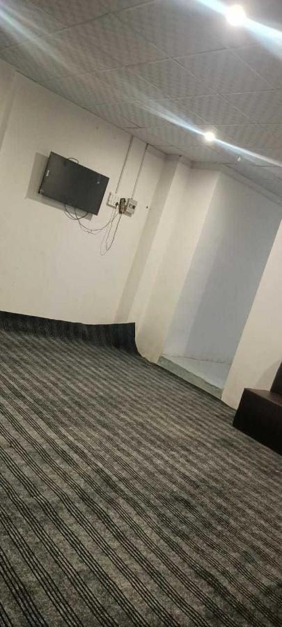 Oyo Golden Inn Hotel Meerut Bagian luar foto